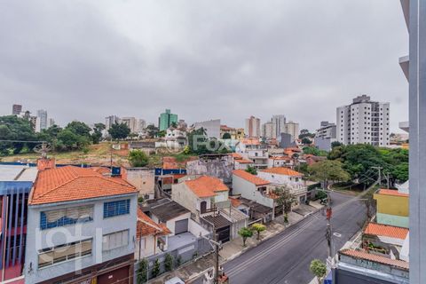 Image 10 - 826948