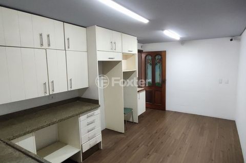 Image 7 - 826957
