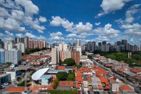 Image 9 - 827167