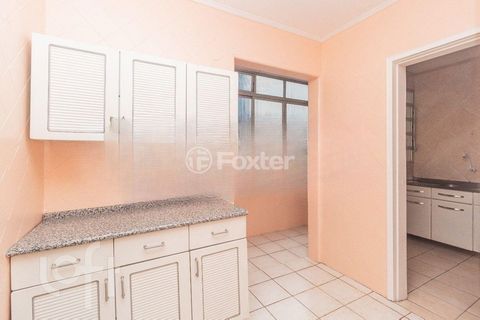 Image 3 - 827220
