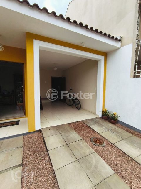 Image 7 - 827311
