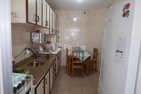 Image 3 - 828052