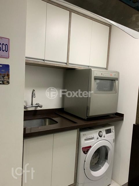 Image 3 - 828396