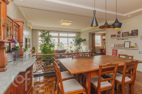 Image 3 - 828407