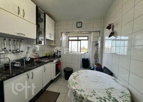 Image 9 - 828727