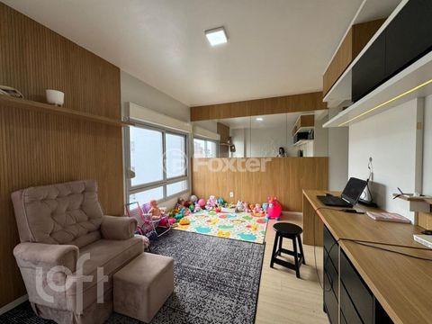 Image 7 - 828778