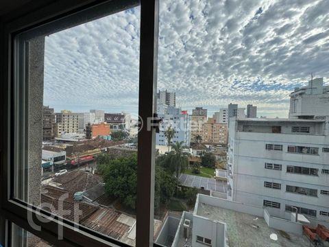 Image 8 - 828778