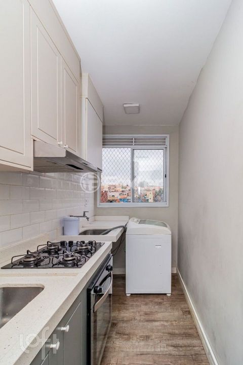 Image 7 - 828785