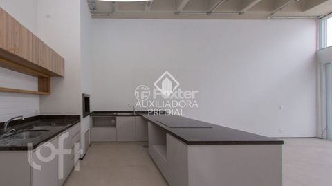 Image 3 - 828858