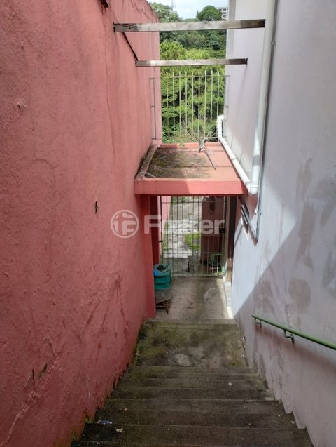 Image 9 - 829026