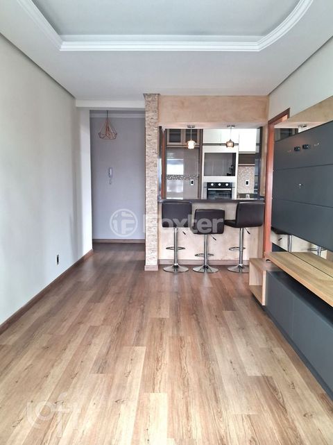 Image 3 - 829962