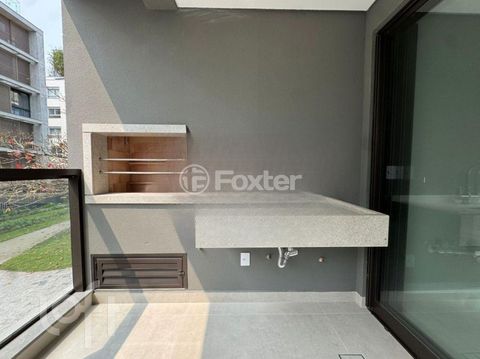 Image 5 - 830021