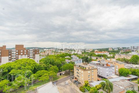 Image 8 - 830032