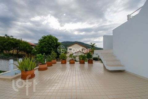 Image 17 - 830148