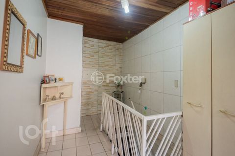Image 11 - 830243