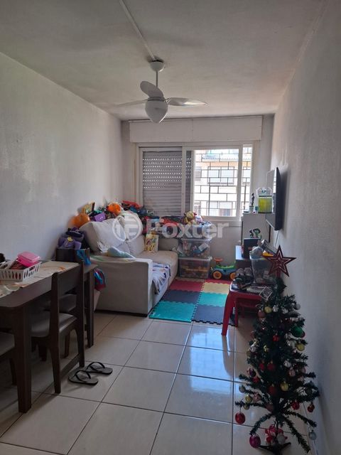 Image 3 - 830993