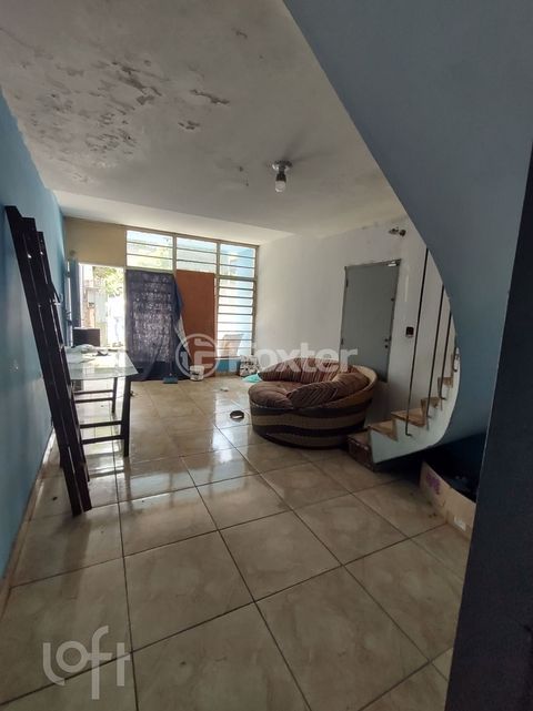 Image 3 - 831164