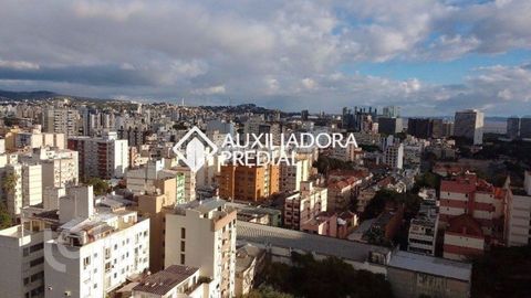 Image 5 - 831241
