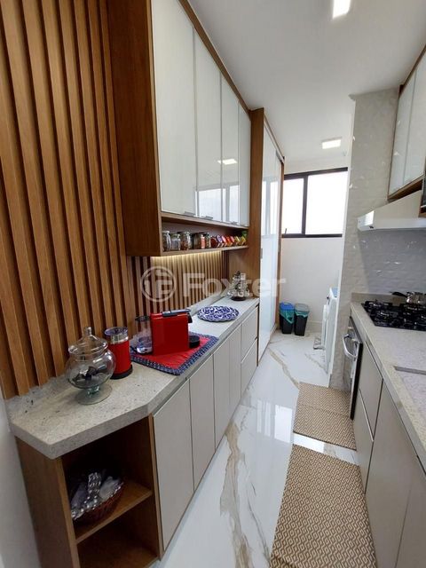 Image 3 - 831509
