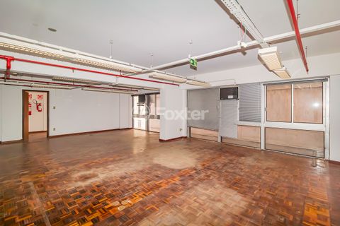 Image 4 - 831529