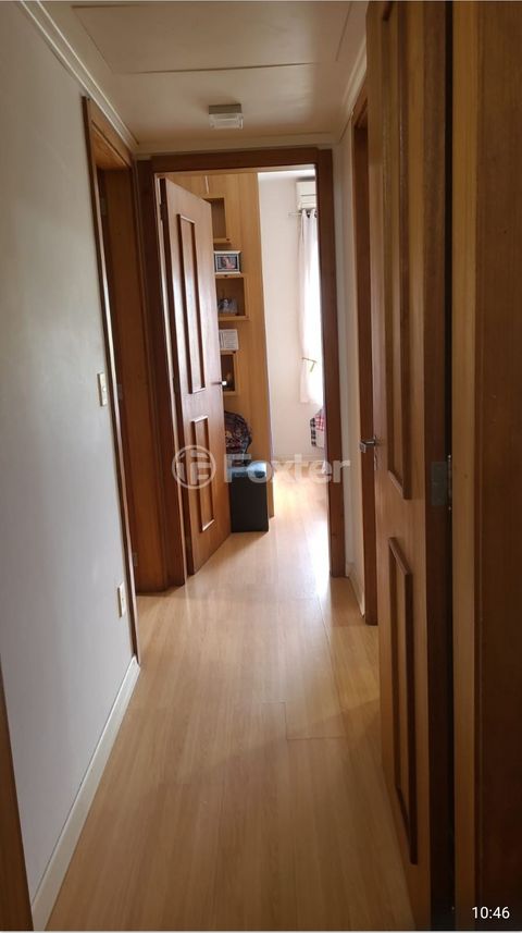 Image 9 - 831637