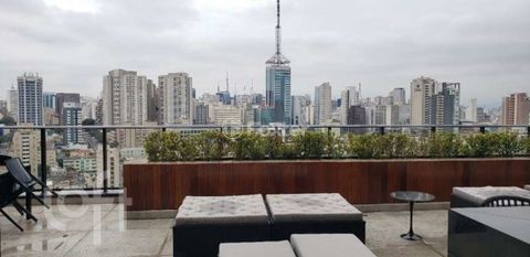 Image 7 - 831936
