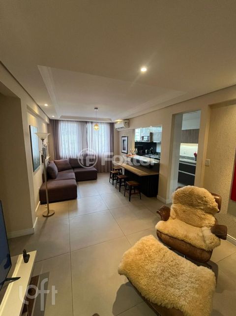 Image 3 - 832337