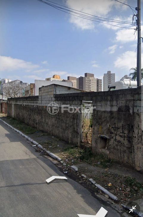 Image 3 - 832360