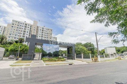 Image 9 - 832526