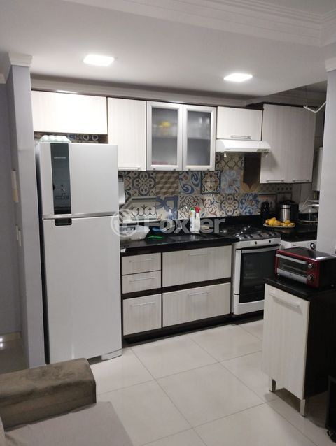 Image 5 - 832868