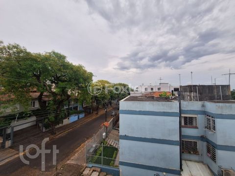 Image 3 - 832996