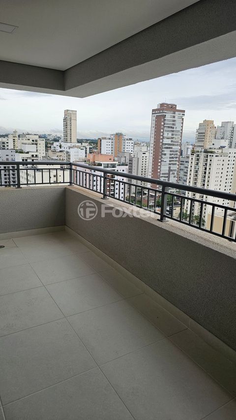 Image 0 - 833236