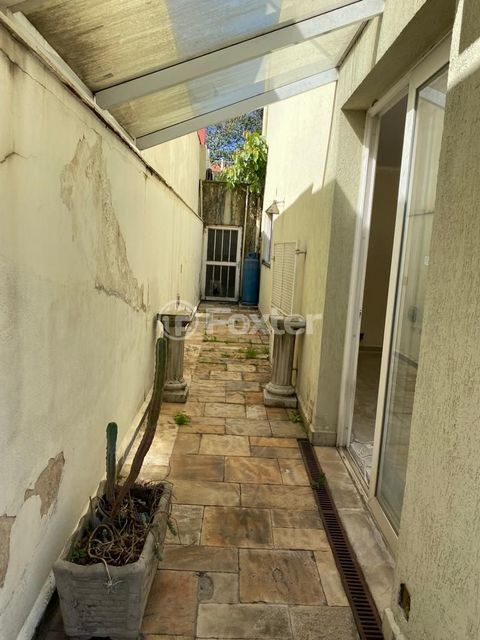 Image 6 - 833608