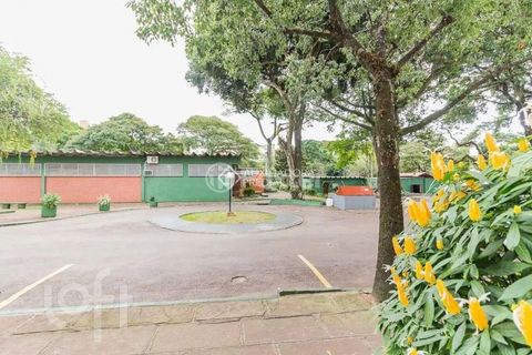 Image 16 - 833703