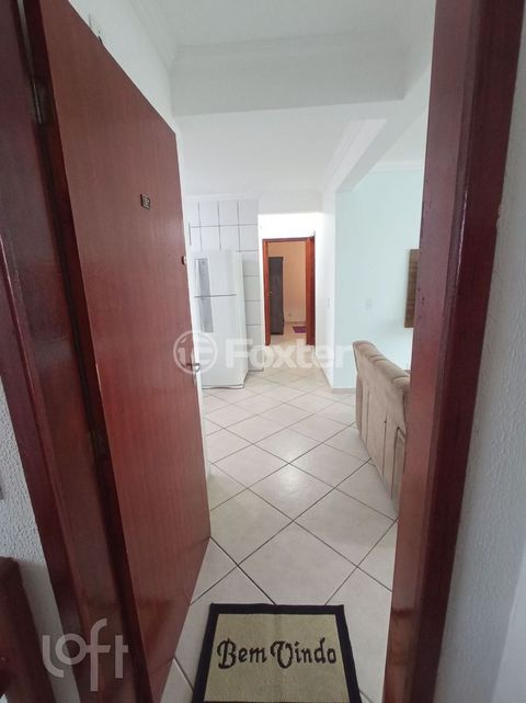 Image 3 - 833824
