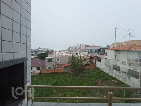 Image 2 - 833824