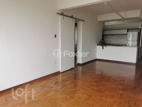 Image 7 - 833931