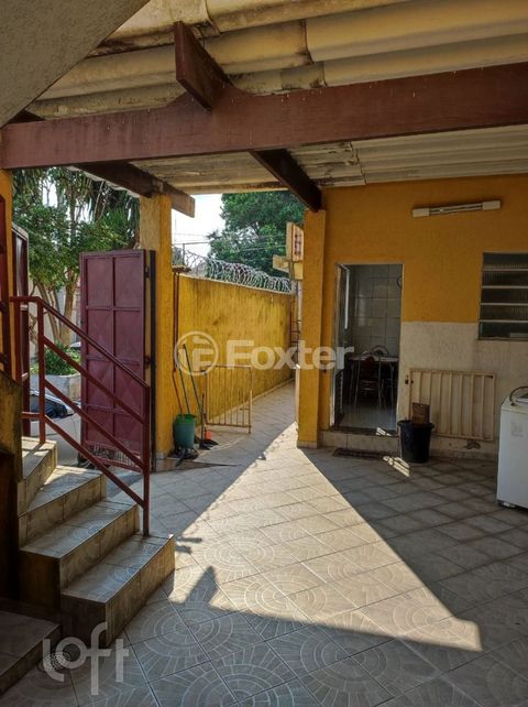 Image 6 - 834040