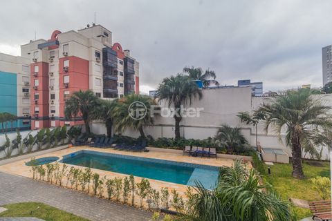 Image 8 - 834055
