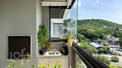Image 9 - 834116