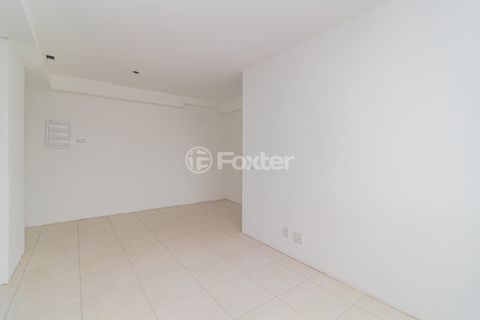 Image 3 - 834195