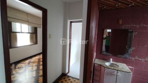 Image 7 - 834257