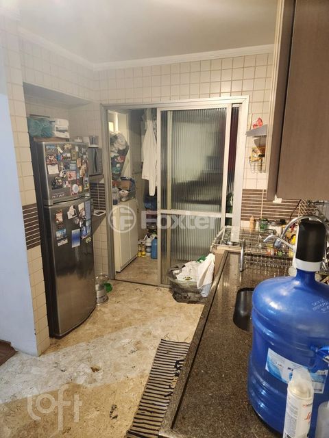 Image 3 - 834279