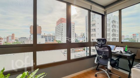 Image 4 - 834355