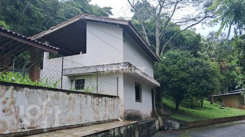 Image 5 - 834538