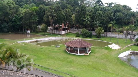 Image 9 - 834538