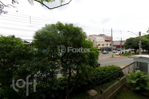 Image 7 - 834559