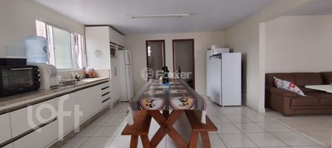 Image 7 - 834668