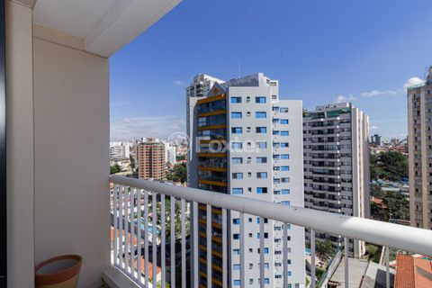Image 4 - 834941