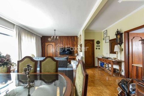 Image 4 - 834977